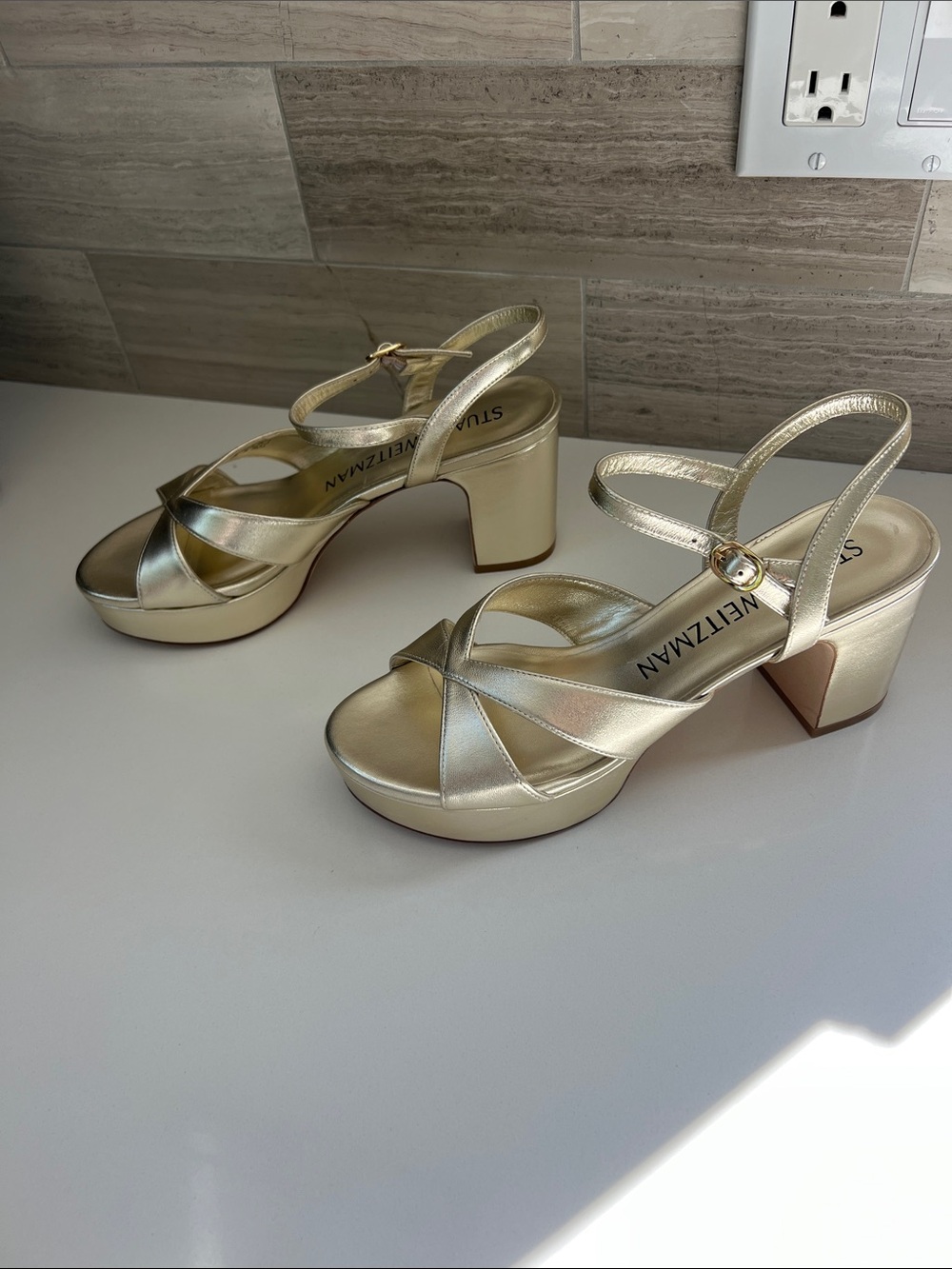 Stuart Weitzman carmen midi platform open toe sandals light gold liquid metallic - Picture 9 of 11